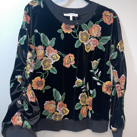 NWOT BCBG Floral Black Velour Sweatshirt Sweater - Picture 8 of 9